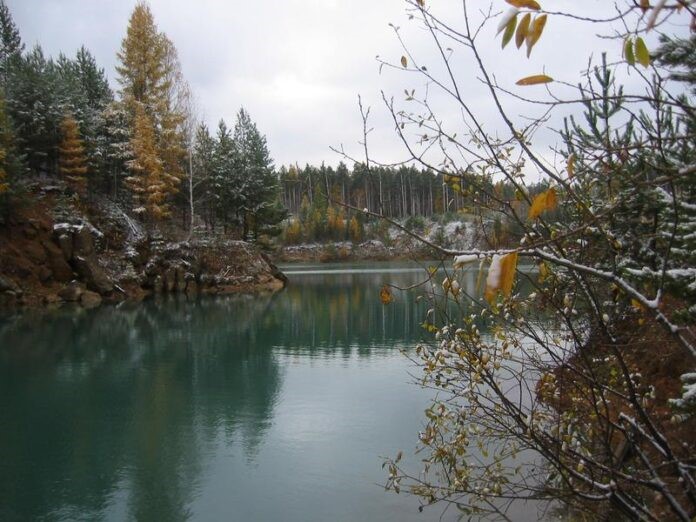 Тысячи свердловчан 4